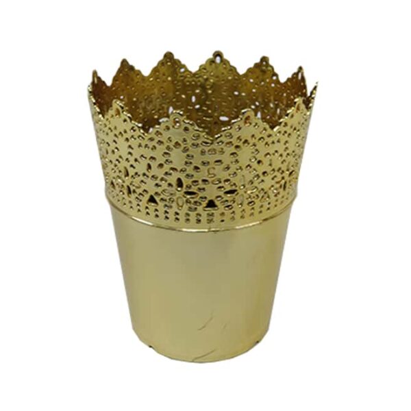 Plastic flower pot gold