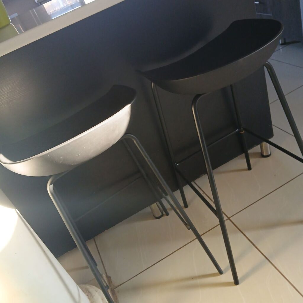 Image #1 from Zandile Makgoba