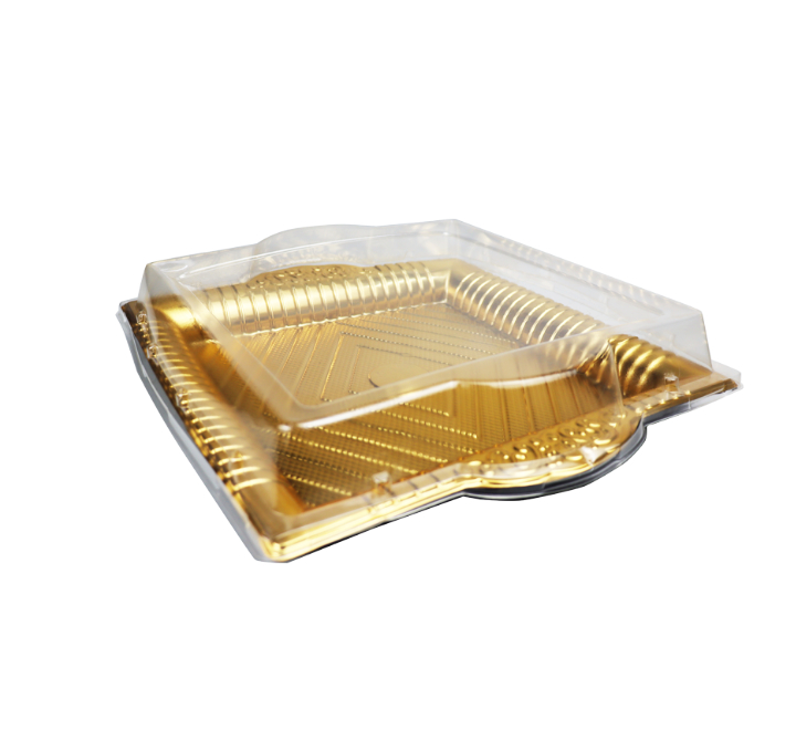 Disposable Serving Platter Gold with Clear Lid